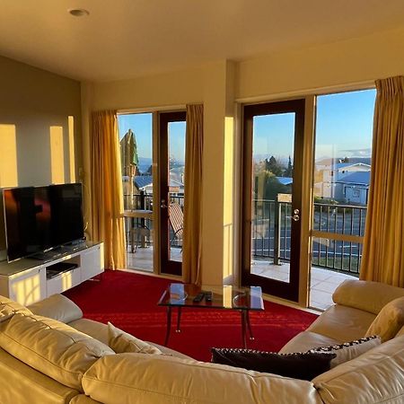 Chantillys Motor Lodge Taupo Quarto foto