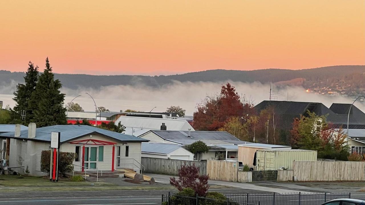Chantillys Motor Lodge Taupo Exterior foto