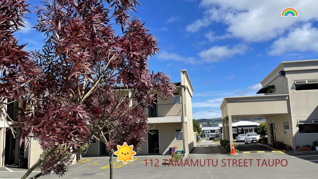 Chantillys Motor Lodge Taupo Exterior foto