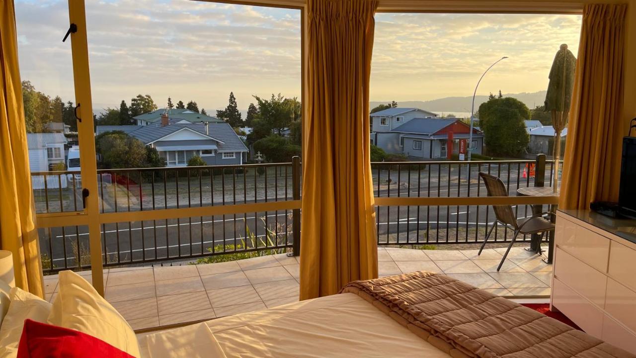 Chantillys Motor Lodge Taupo Exterior foto