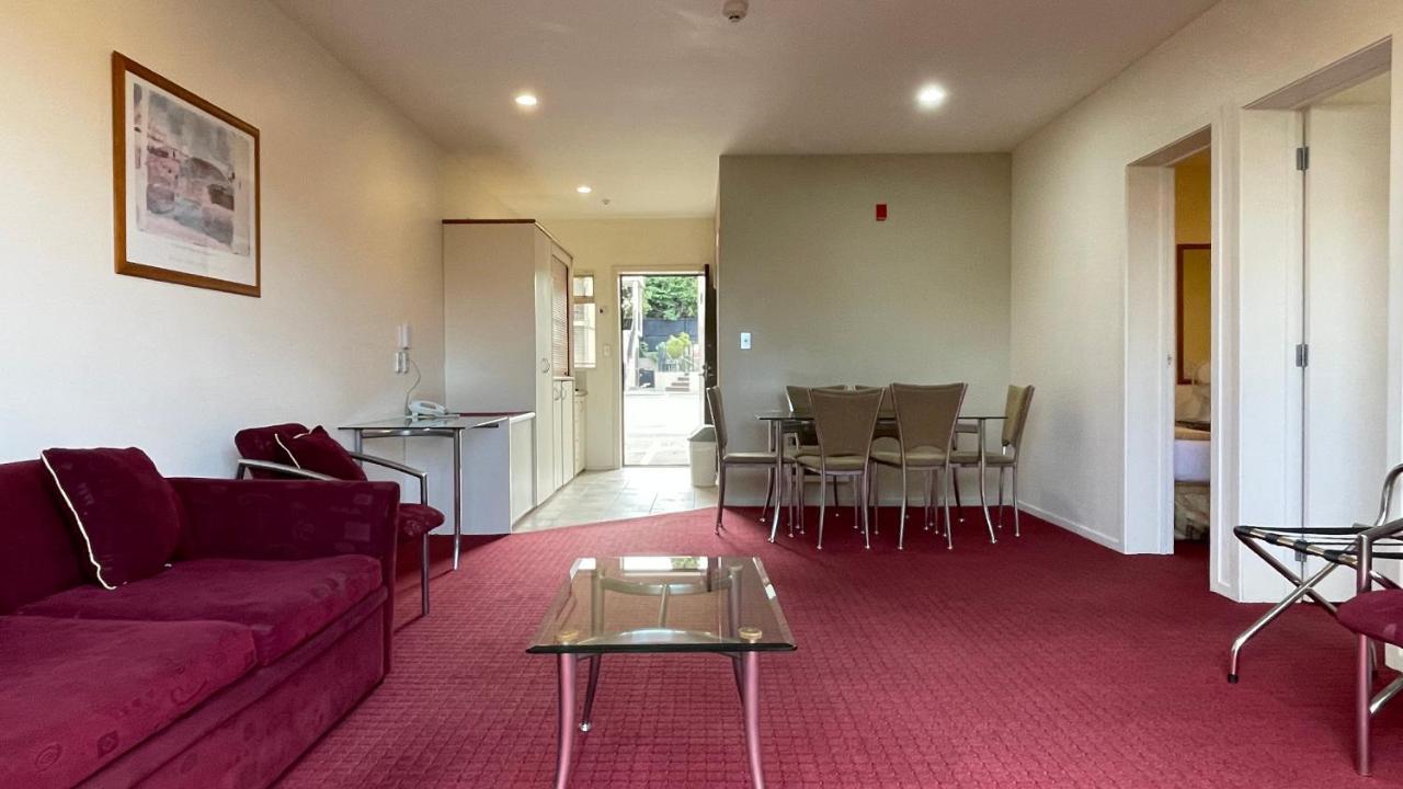 Chantillys Motor Lodge Taupo Exterior foto