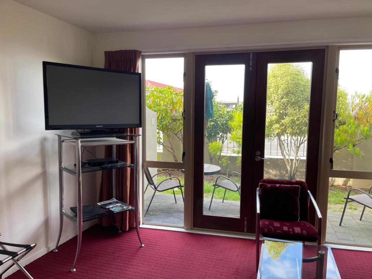 Chantillys Motor Lodge Taupo Exterior foto