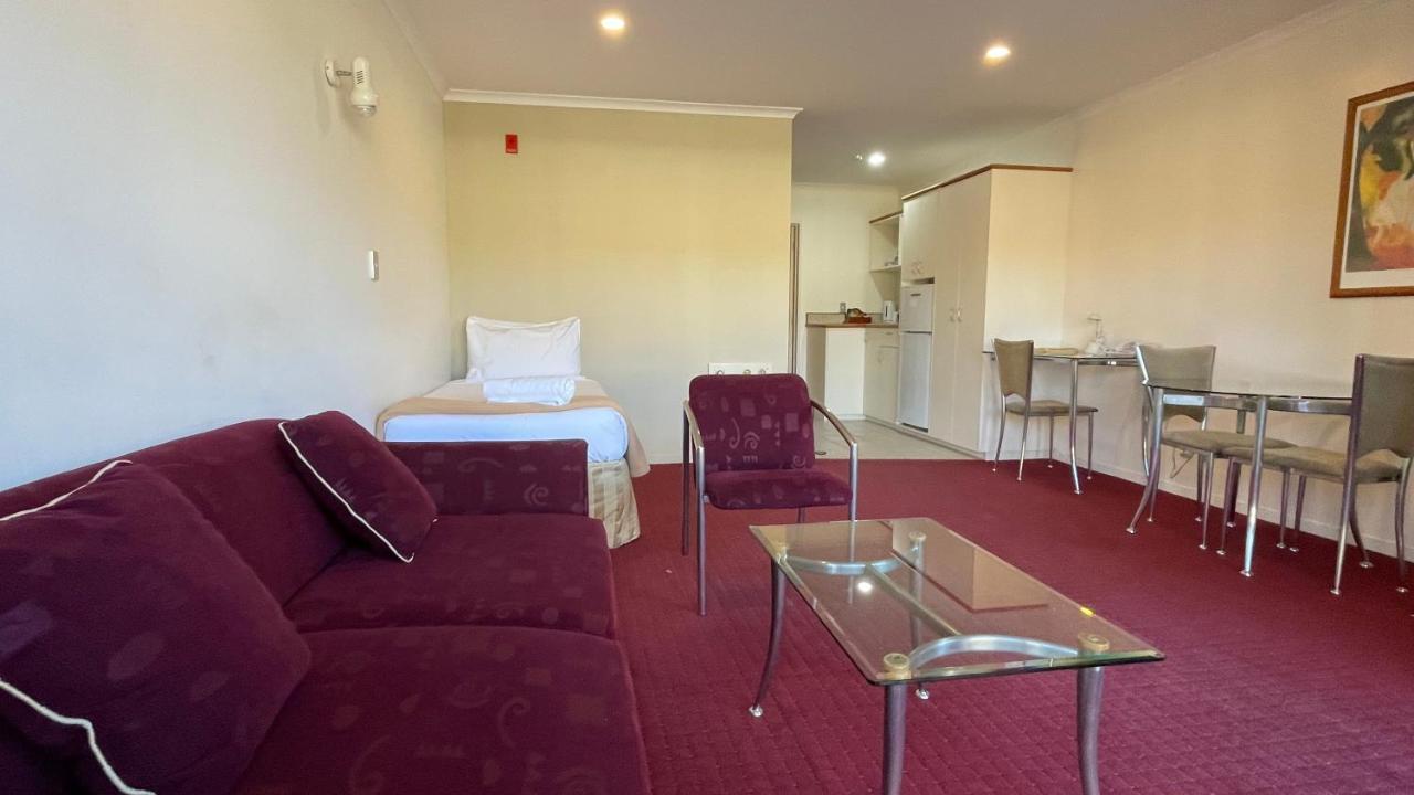 Chantillys Motor Lodge Taupo Exterior foto