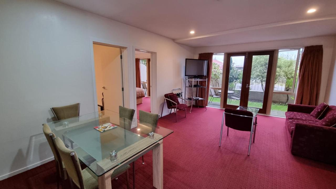 Chantillys Motor Lodge Taupo Exterior foto