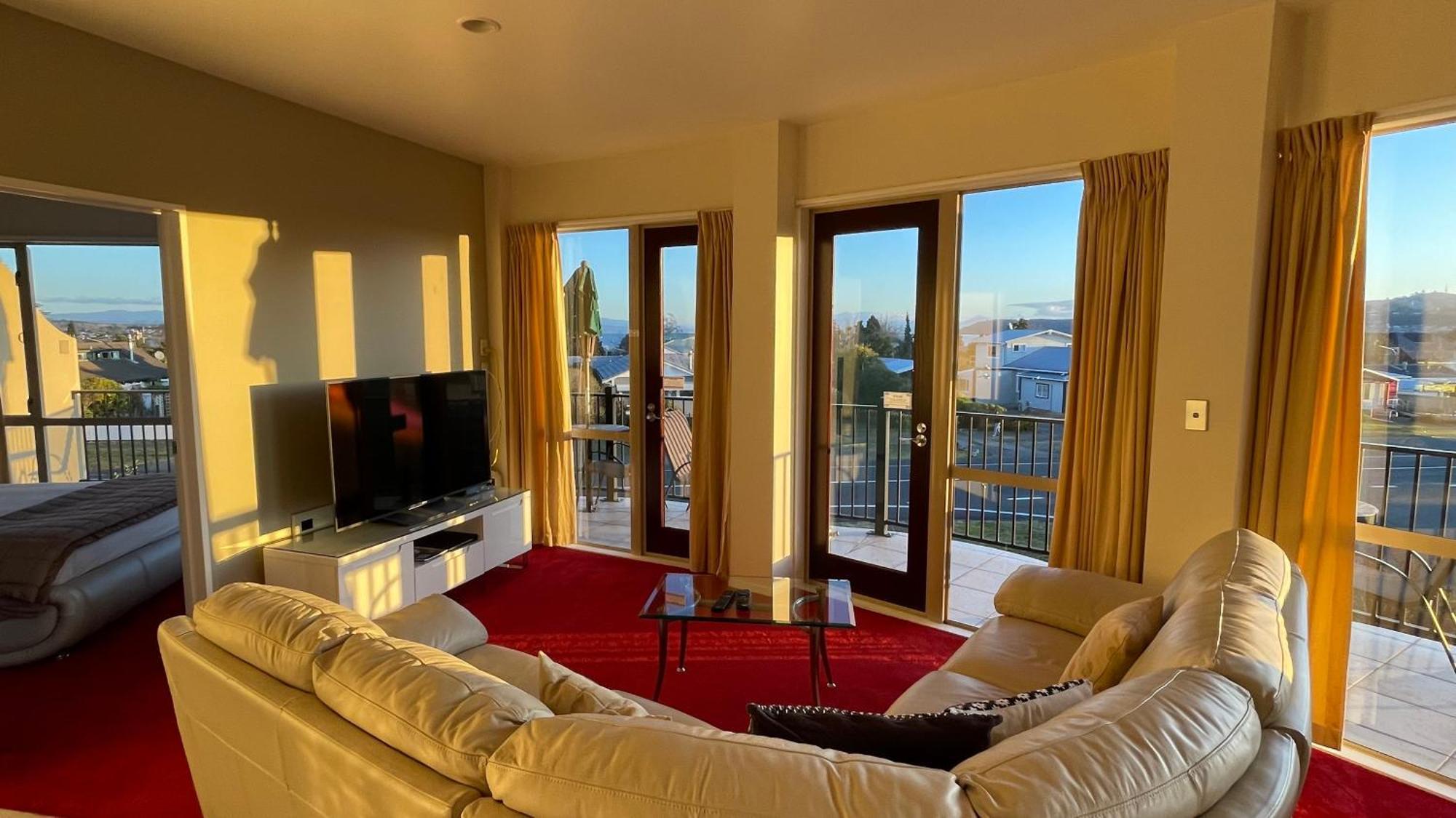 Chantillys Motor Lodge Taupo Quarto foto